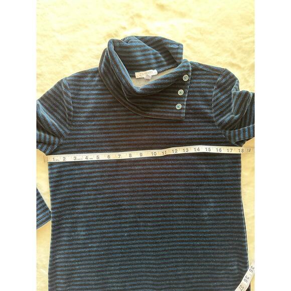 T by Talbots Striped Shawl Collar Crushed Velvet Top Long Sleeve Size Petite 0-2 - Picture 6 of 8